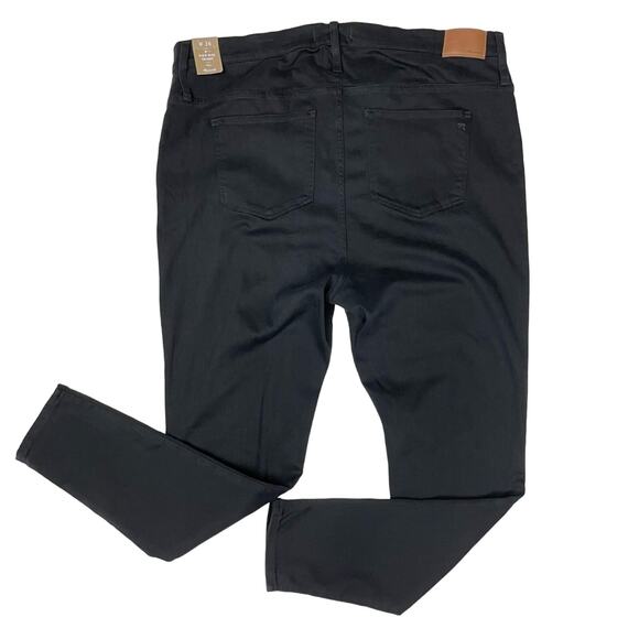 Madewell | TALL NWT Black 9” High Rise Long Skinny Jeans - Picture 3 of 15